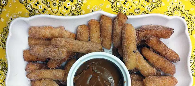 Mini-Churros-com-Doce-de-Leite