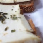 torrada-com-queijo-branco-260×170